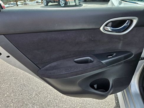 Used 2015 Nissan Sentra SR FWD image 13