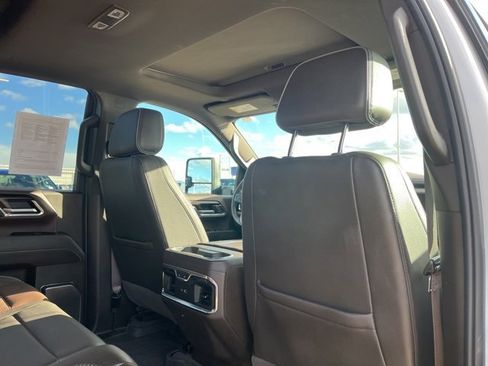 Used 2024 GMC Sierra 3500 Denali image 49
