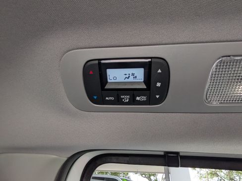 Used 2023 Honda Odyssey Elite image 23