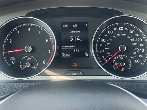 Used 2017 Volkswagen Golf Wolfsburg Edition image 8