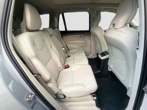 New 2026 Volvo XC90 T8 Ultra w/ Protection Package Premier AWD/4WD image 30
