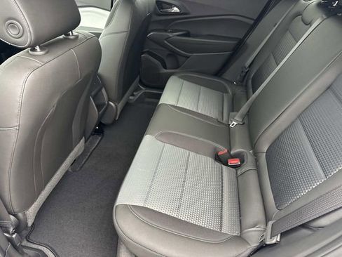 New 2026 Chevrolet Trax LT w/ LPO, Blackout Package image 25