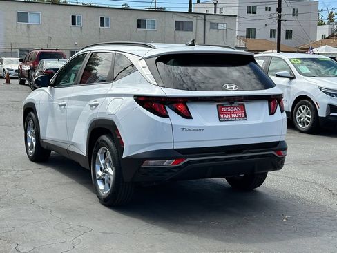Used 2024 Hyundai Tucson SEL FWD image 4