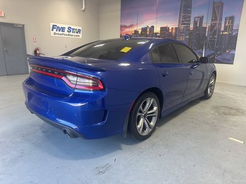 Used 2022 Dodge Charger R/T w/ Navigation & Travel Group image 5