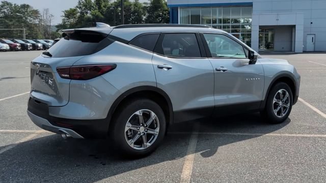 New 2026 Chevrolet Blazer LT AWD/4WD image 8
