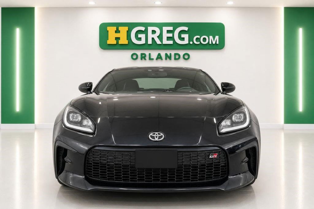 Used 2022 Toyota GR86 Premium RWD image 7