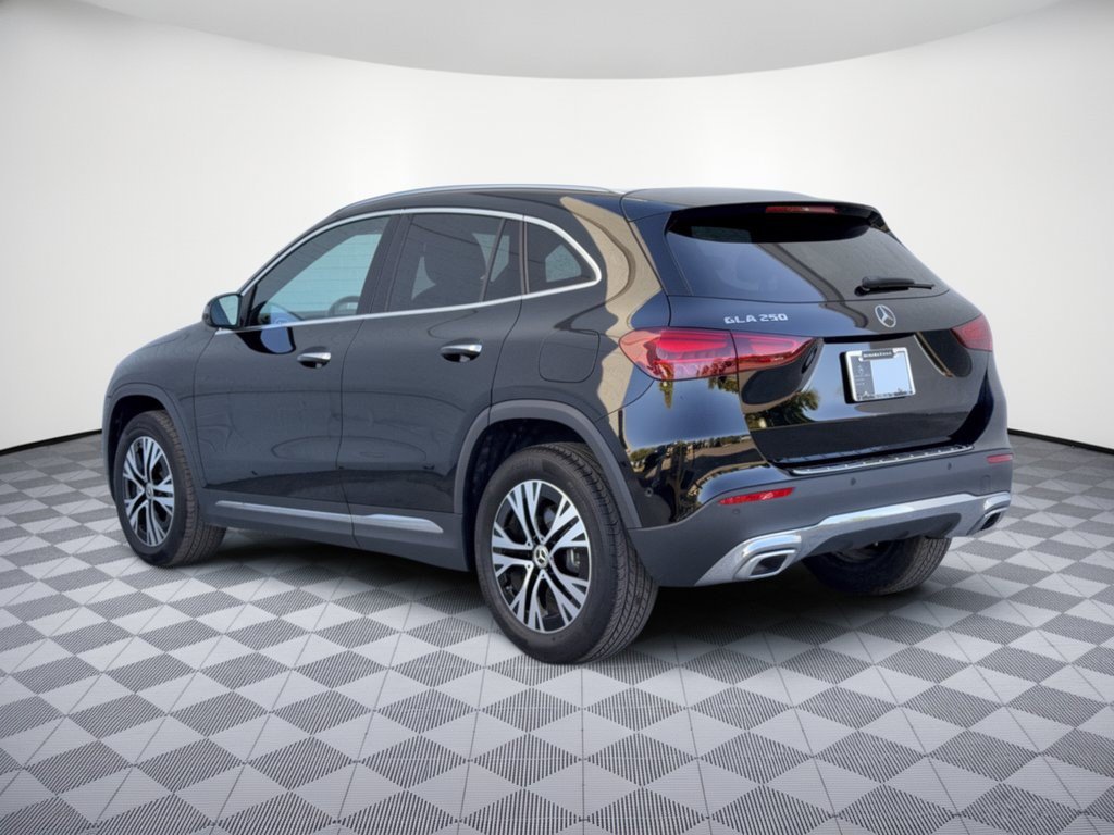 Certified 2025 Mercedes-Benz GLA 250 image 3