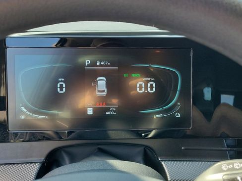 Used 2025 Kia Sportage LX image 27