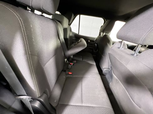 Used 2025 Toyota 4Runner SR5 AWD/4WD image 26