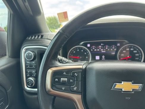 Used 2022 Chevrolet Silverado 1500 High Country AWD/4WD image 17