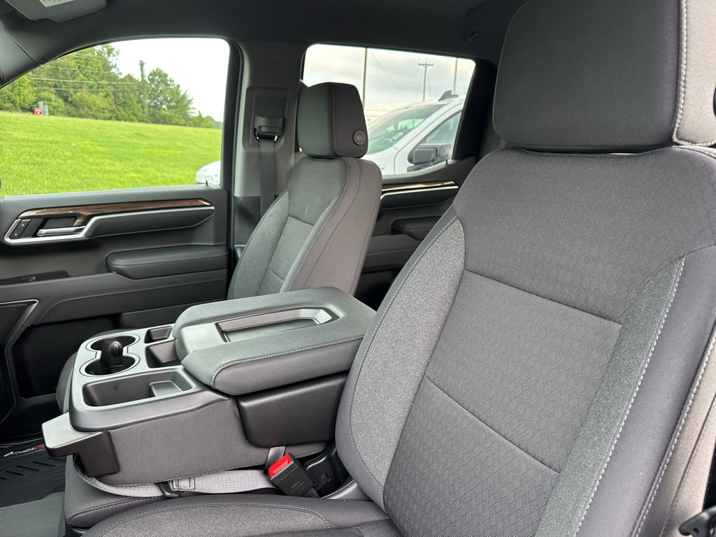 New 2026 Chevrolet Silverado 1500 RST w/ Z71 Off-Road Package AWD/4WD image 13
