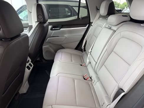 New 2026 GMC Terrain Denali w/ LPO, Black Badging Package AWD/4WD image 5