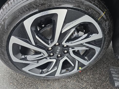 New 2026 Lincoln Navigator L Reserve image 33