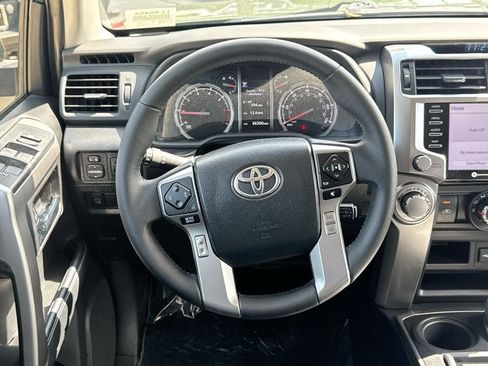 Used 2022 Toyota 4Runner TRD Sport w/ Technology Package AWD/4WD image 23