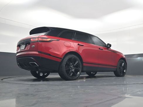 Used 2023 Land Rover Range Rover Velar R-Dynamic S image 23