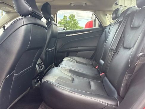 Used 2017 Ford Fusion Titanium FWD image 14