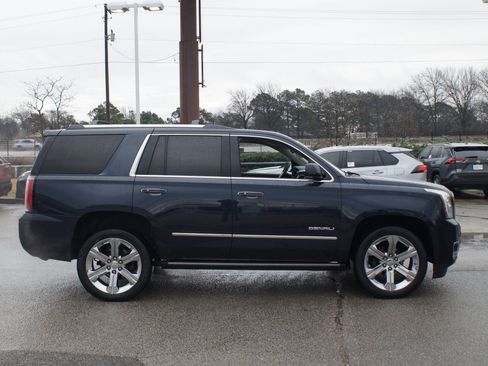 Used 2020 GMC Yukon Denali w/ Denali Ultimate Package image 22