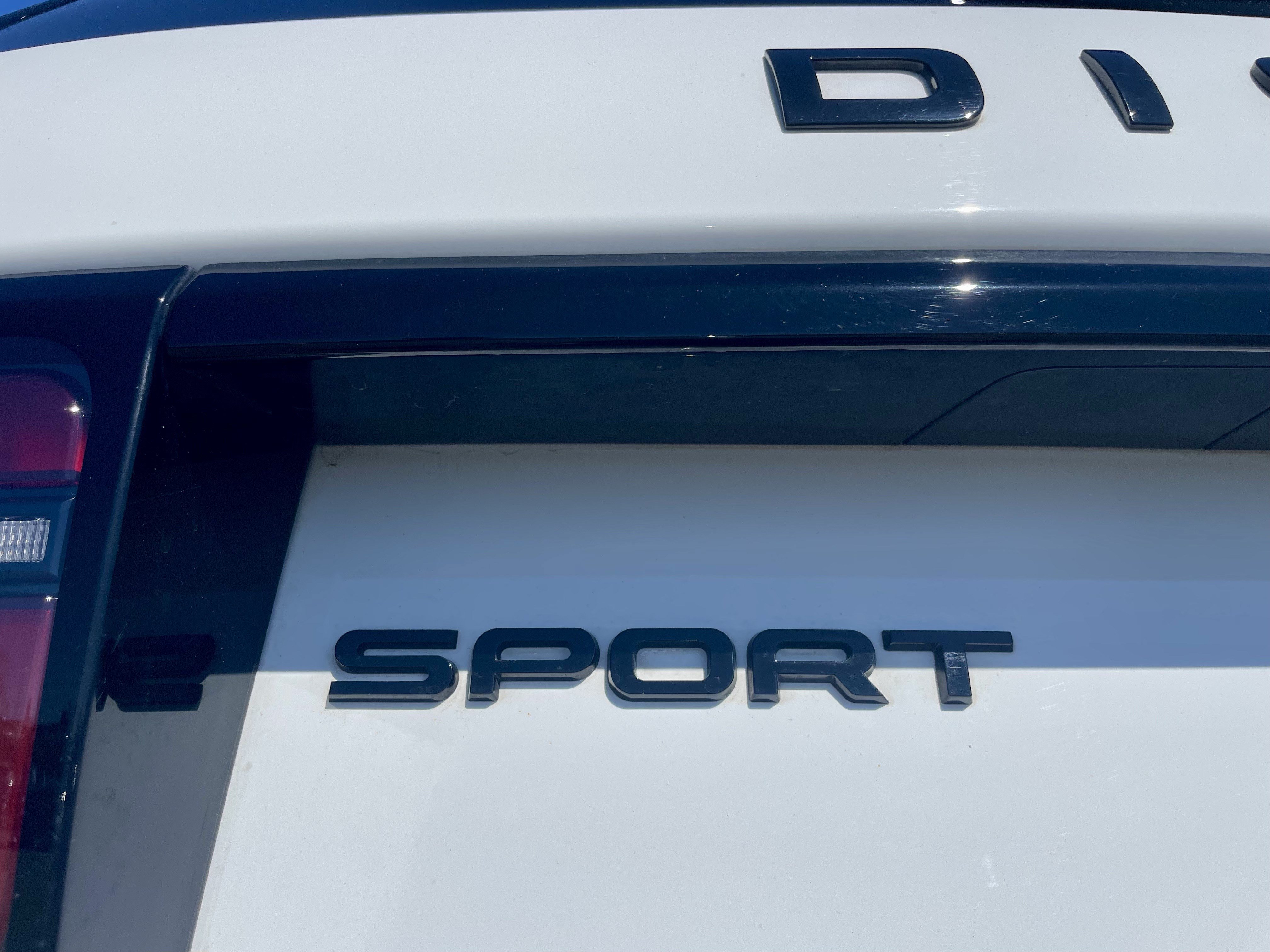 Certified 2025 Land Rover Discovery Sport Dynamic SE AWD/4WD image 33