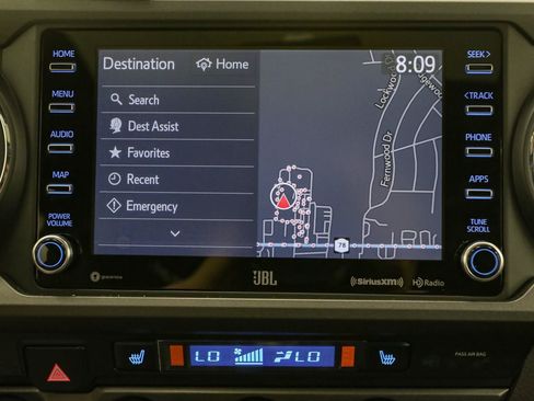 Used 2022 Toyota Tacoma TRD Off-Road w/ TRD Premium Off Road Package AWD/4WD image 28