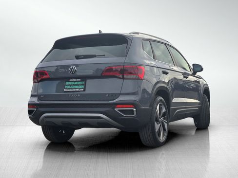 Used 2024 Volkswagen Taos SE image 4