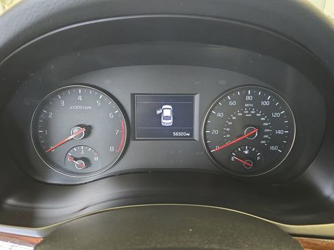 Used 2017 Kia Cadenza Premium w/ Luxury Package image 22