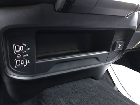 New 2026 RAM 2500 Tradesman AWD/4WD image 28