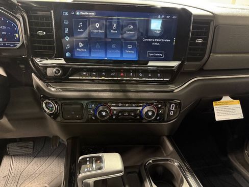 Used 2025 Chevrolet Silverado 1500 ZR2 w/ Technology Package AWD/4WD image 16
