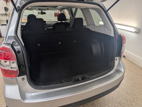 Used 2015 Subaru Forester 2.5i Premium AWD/4WD image 15