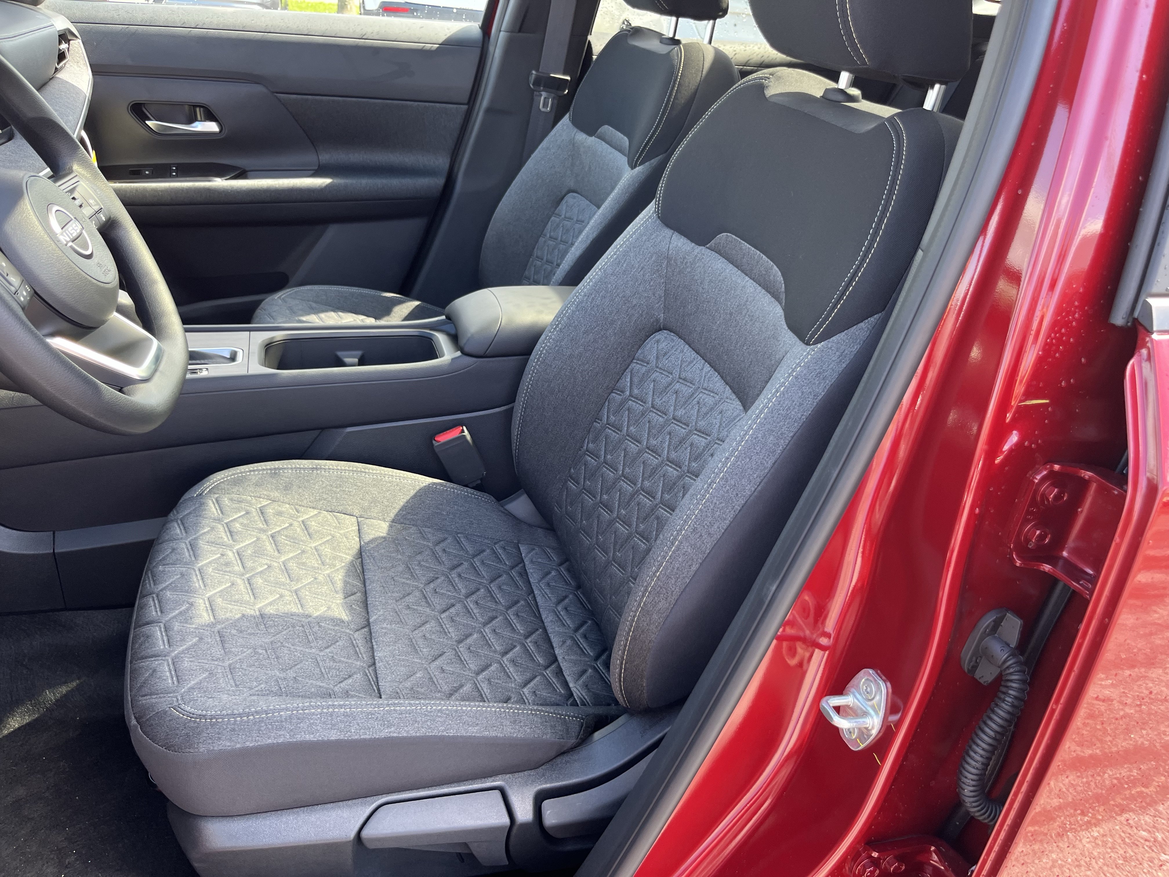 New 2026 Nissan Kicks SV w/ SV Premium Package AWD/4WD image 16