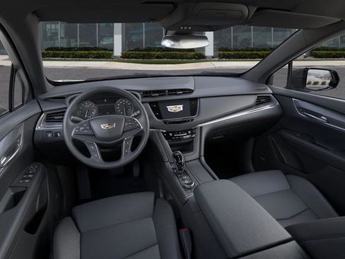 New 2026 Cadillac XT5 Luxury image 15