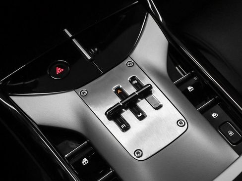Certified 2023 Ferrari Purosangue AWD/4WD image 69
