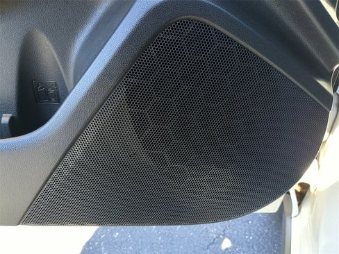 Certified 2024 Subaru Crosstrek 2.0i Premium image 17