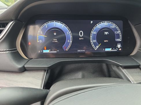 Used 2023 Jeep Grand Cherokee Limited image 22