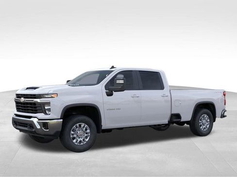 New 2026 Chevrolet Silverado 3500 LT AWD/4WD image 2