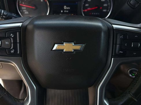 Used 2021 Chevrolet Silverado 1500 LT AWD/4WD image 10