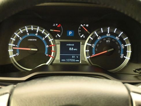 Used 2019 Toyota 4Runner SR5 AWD/4WD image 7