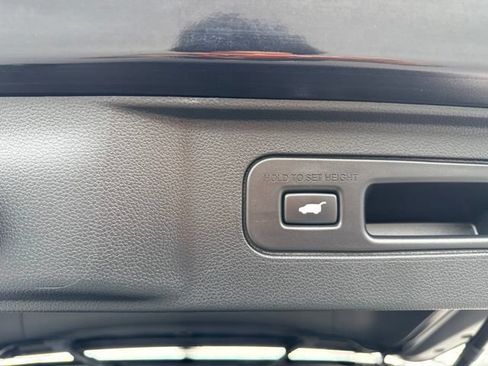 Used 2024 Honda Pilot Touring image 30