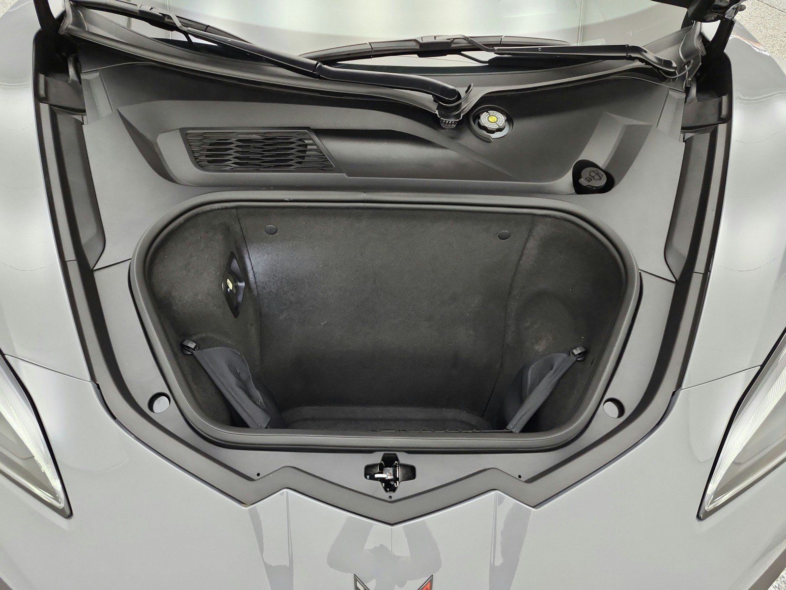 Used 2025 Chevrolet Corvette Z06 RWD image 15
