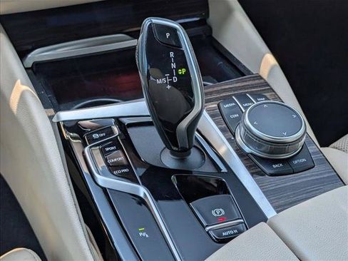 Certified 2023 BMW 530i w/ Premium Package RWD image 16