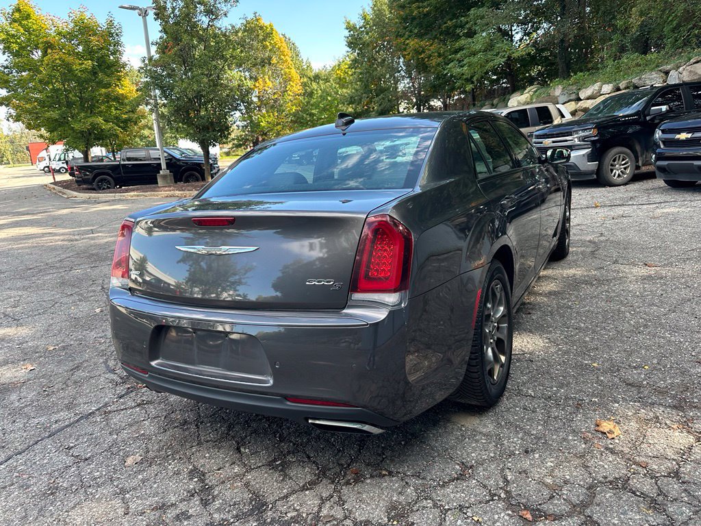 Used 2016 Chrysler 300 S w/ 300S Premium Group AWD/4WD image 5