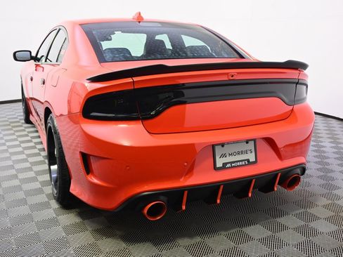 Used 2017 Dodge Charger R/T Scat Pack w/ Technology Group image 4