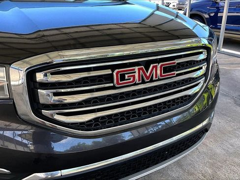 Used 2019 GMC Acadia SLE w/ Driver Alert Package I AWD/4WD image 30