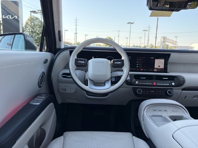 Used 2026 Hyundai Palisade Calligraphy AWD/4WD image 6