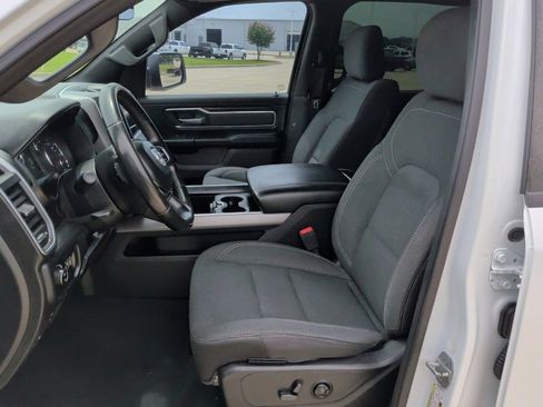 Used 2019 RAM 1500 Big Horn RWD image 12