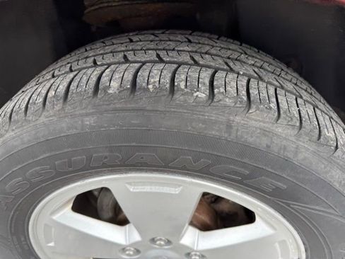 Used 2009 Chevrolet Impala LT image 32