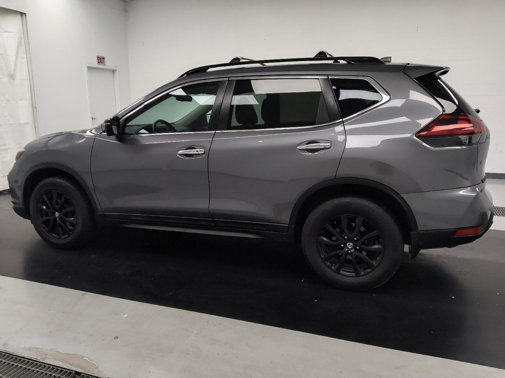 Used 2018 Nissan Rogue SV w/ Premium Package AWD/4WD image 3