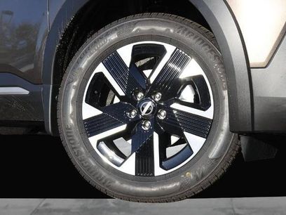 New 2026 Nissan Kicks SV w/ Cold Weather Package