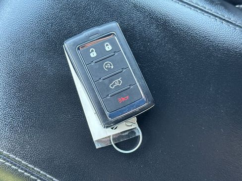 Used 2024 Jeep Grand Cherokee Altitude RWD image 25