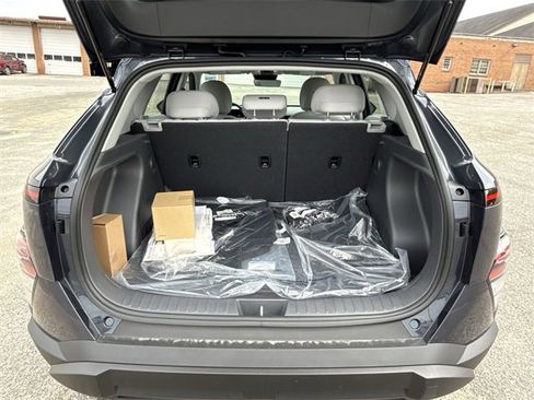 New 2026 Hyundai Kona SE image 20