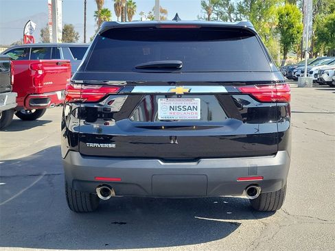 Used 2022 Chevrolet Traverse LS image 31
